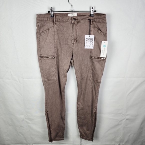 NWT PISTOLA Hunter Light Brown Cargo Moto Ankle Zip Stretch Skinny Jeans Size 33 - Picture 1 of 6